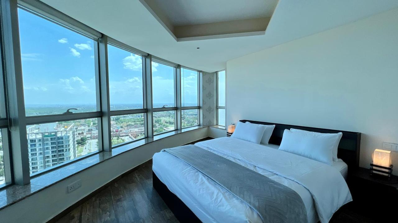 Centaurus Three Bed City View Islamabad Exterior foto