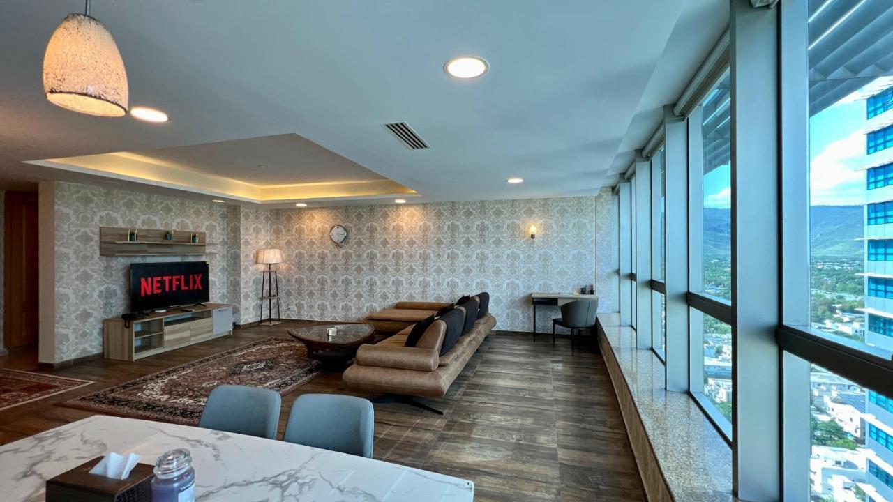 Centaurus Three Bed City View Islamabad Exterior foto