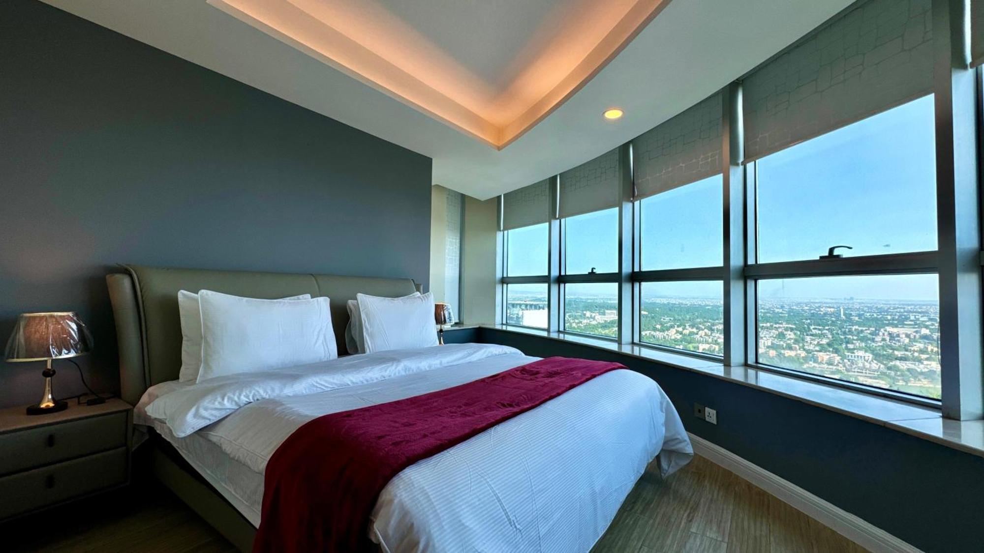 Centaurus Three Bed City View Islamabad Exterior foto